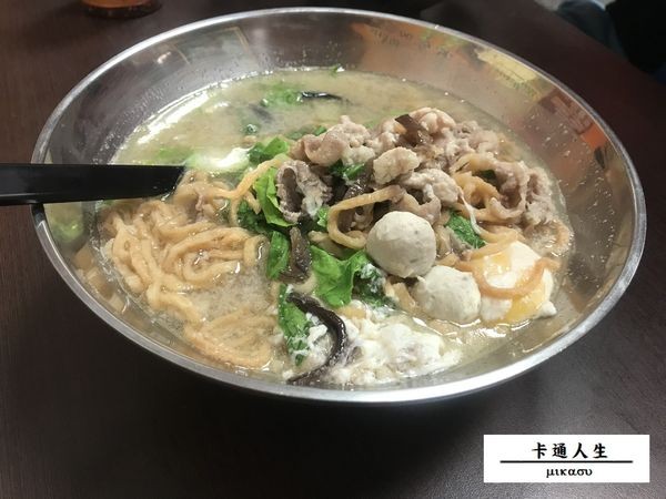 小栗子海鮮鍋燒專門店: 【高雄/食﹡苓雅】私房愛店.吃不吃海鮮都要吃.小栗子海鮮鍋燒專門店