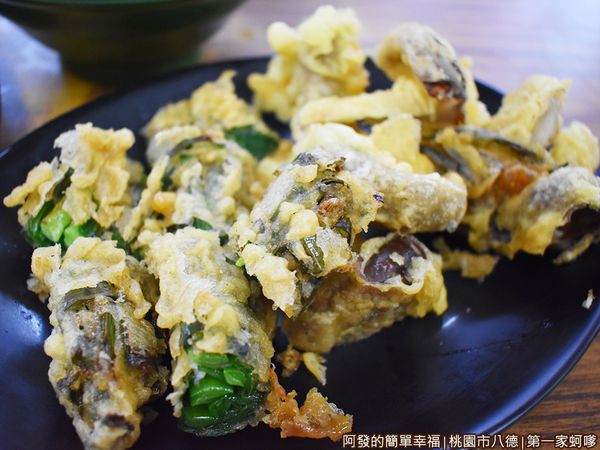 第一家蚵嗲16-炸韭菜捲與香菇.JPG