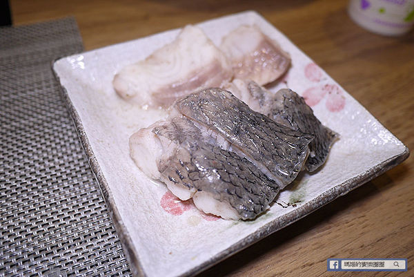 基隆美食【鍋太郎極海鮮涮涮鍋專賣店】基隆崁仔頂新鮮直送。基隆仁愛小火鍋涮涮鍋。基隆廟口火鍋