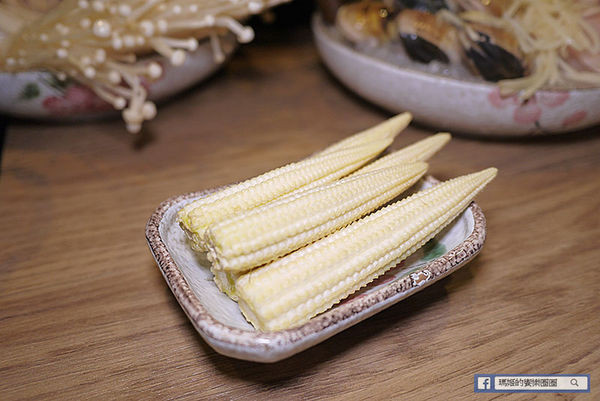 基隆美食【鍋太郎極海鮮涮涮鍋專賣店】基隆崁仔頂新鮮直送。基隆仁愛小火鍋涮涮鍋。基隆廟口火鍋