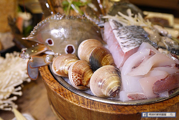 基隆美食【鍋太郎極海鮮涮涮鍋專賣店】基隆崁仔頂新鮮直送。基隆仁愛小火鍋涮涮鍋。基隆廟口火鍋