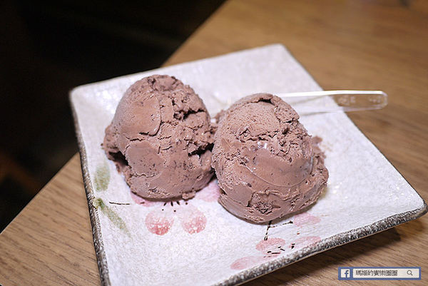 基隆美食【鍋太郎極海鮮涮涮鍋專賣店】基隆崁仔頂新鮮直送。基隆仁愛小火鍋涮涮鍋。基隆廟口火鍋