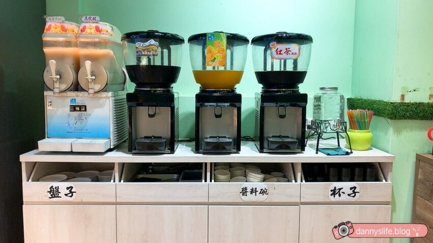 覺醒幸福鍋物 │新北新莊美食/寵物友善。比手大的胖豬蝦 - 丹尼的吃喝玩樂