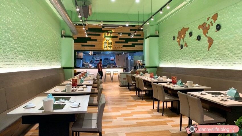 覺醒幸福鍋物 │新北新莊美食/寵物友善。比手大的胖豬蝦 - 丹尼的吃喝玩樂