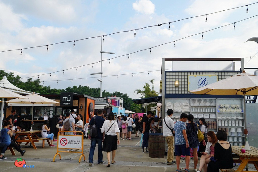 大稻埕貨櫃屋 IG拍照景點B HOUSE百齡罈