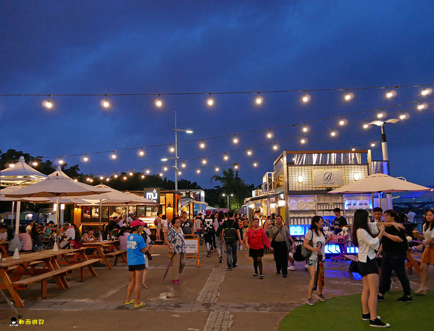 PIER 5貨櫃市集》百齡罈「B HOUSE」貨櫃酒吧●顏值最高酒吧! 飲品霸主美翻天調酒 最新台北IG打卡景點 台北貨櫃市集/大稻埕碼頭貨櫃市集