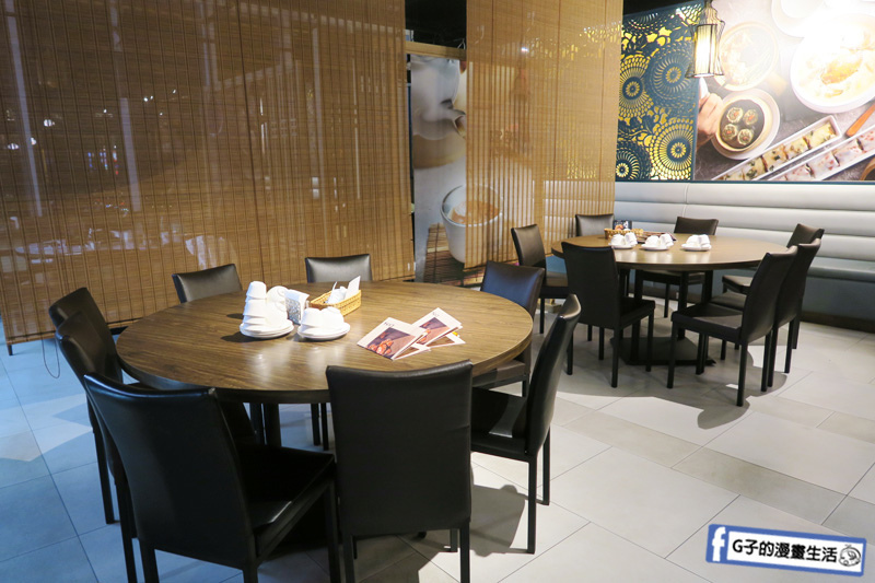 港點大師-台北三創美食.大閘蟹.小龍蝦粉絲煲.燒賣.蒸餃.腸粉