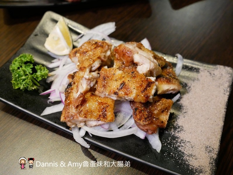 《新竹宵夜美食》男子漢居酒屋。開到凌晨夜貓子聚餐的深夜食堂。手作料理串燒熱炒菜色推薦。菜單分享︱明湖路育賢國中附近（影片）