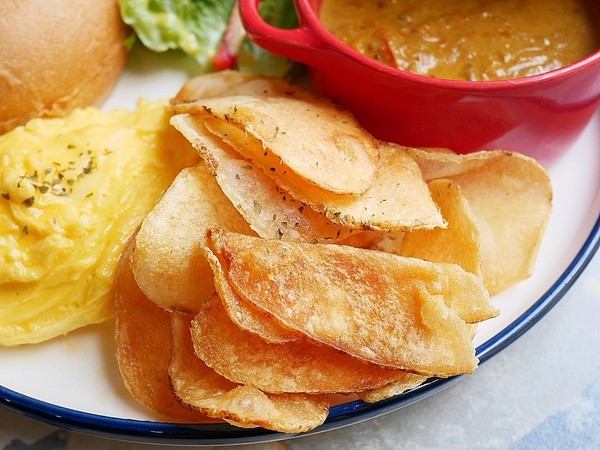 誠吾早午餐 Chéngwú Brunch：誠吾早午餐 Chéngwú Brunch-台南中西區早午餐  住宅區內網美級裝潢  水耕生菜享用更安心  還有牽絲無極限的帕尼尼必嚐