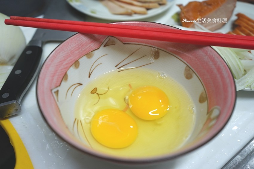 在家吃早午餐-台畜香燻雞胸肉-胡桃木-迷迭香