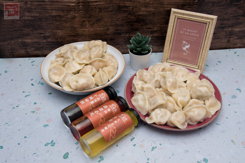 【團購美食】超人氣團購水餃|個頭好大還會爆汁|傳承眷村好味道|履歷水餃|牛肉水餃|究好豬肉水餃~餃當家 - 南人幫