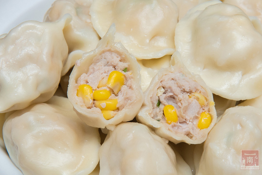 【團購美食】超人氣團購水餃|個頭好大還會爆汁|傳承眷村好味道|履歷水餃|牛肉水餃|究好豬肉水餃~餃當家 - 南人幫