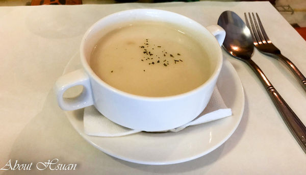 Big foots大腳義大利麵：機場捷運A15站大園美食-Big foots大腳義大利麵