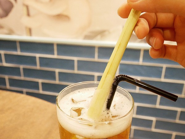 意思泰泰國菜&精釀啤酒:意思泰泰國菜&精釀啤酒-台中SOGO泰式料理 藍象廷旗下品牌 餐點選擇多 單點、套餐各取所需 多人享用更適合