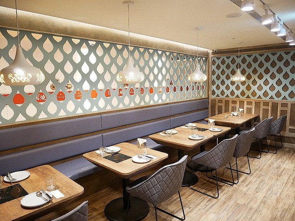 意思泰泰國菜&精釀啤酒:意思泰泰國菜&精釀啤酒-台中SOGO泰式料理 藍象廷旗下品牌 餐點選擇多 單點、套餐各取所需 多人享用更適合