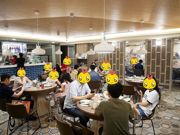 意思泰泰國菜&精釀啤酒:意思泰泰國菜&精釀啤酒-台中SOGO泰式料理 藍象廷旗下品牌 餐點選擇多 單點、套餐各取所需 多人享用更適合