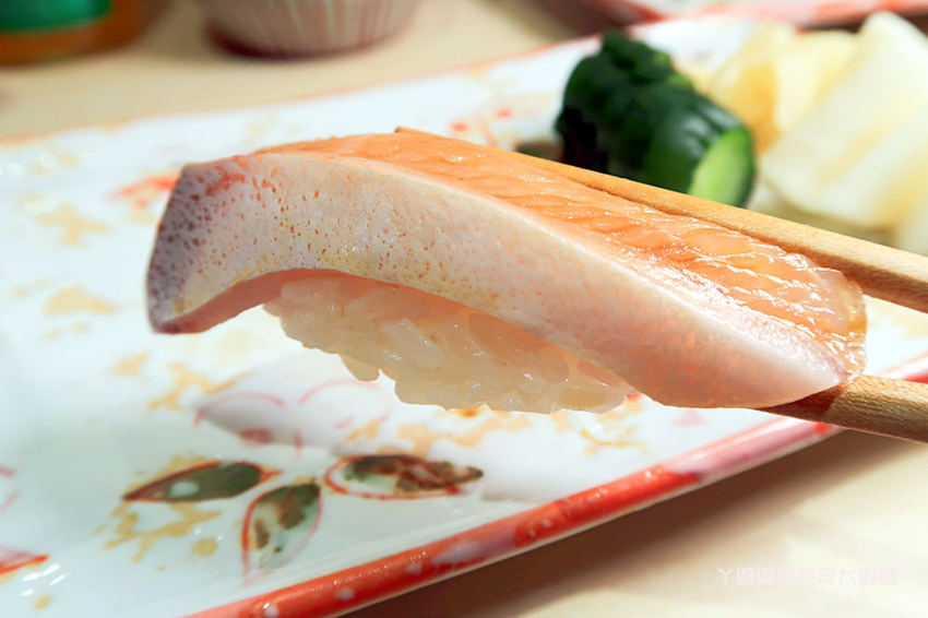 新竹竹北|鮨一路壽司,超值午餐限定丼飯!饕客才懂的職人手感溫度壽司,大海旬味的無菜單日本料理