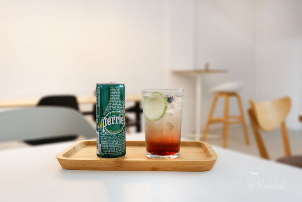 【食記】台北・大安｜Shiro café 白咖啡・白色控必來！每日限量可麗露和肉桂捲｜大安區咖啡廳、台北咖啡廳（已更新部分資訊）