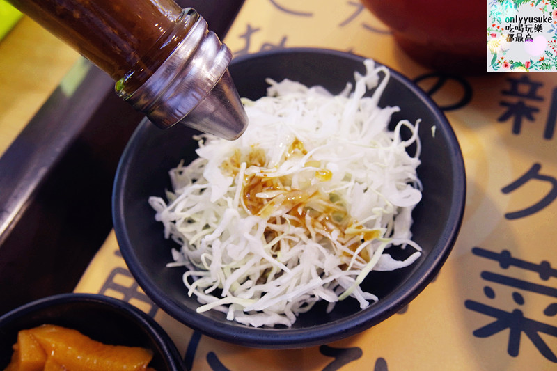 FoOd【千錘新瀉醬豬排專門店(台中中友)】好吃又厚實的豬排,日本豬排推薦 - ONLYYUSUKE*吃喝玩樂都最高
