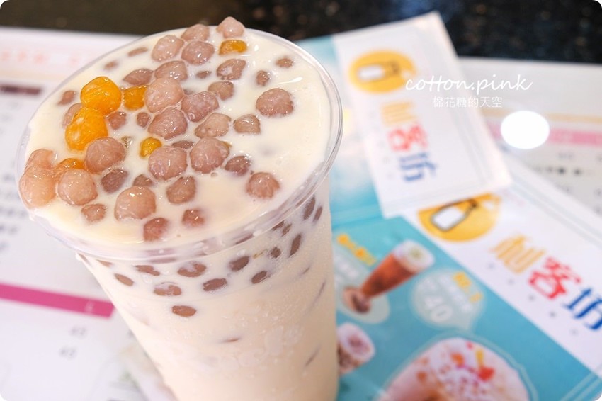 逢甲夜市最新手搖飲料!!芋圓、蒟蒻、椰果、奶蓋茶～離逢甲最近的手搖飲料-利客坊全新開幕