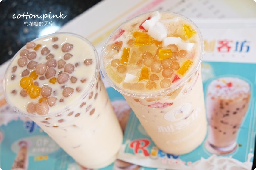 逢甲夜市最新手搖飲料!!芋圓、蒟蒻、椰果、奶蓋茶～離逢甲最近的手搖飲料-利客坊全新開幕