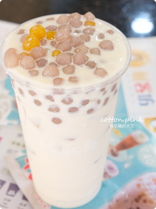 逢甲夜市最新手搖飲料!!芋圓、蒟蒻、椰果、奶蓋茶～離逢甲最近的手搖飲料-利客坊全新開幕