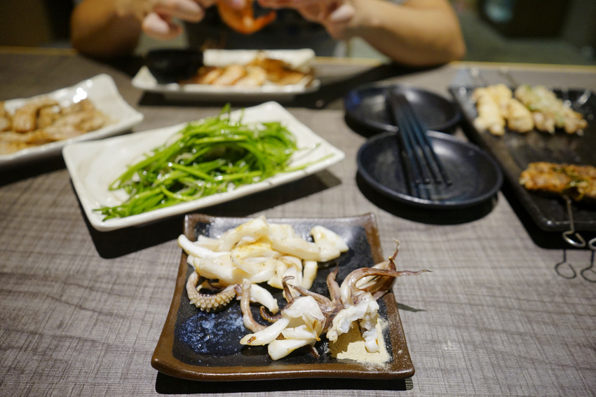 台北｜串燒殿－西門 西門町居酒屋．499/699吃到飽日式串燒店推薦！ - 奇奇一起玩樂趣