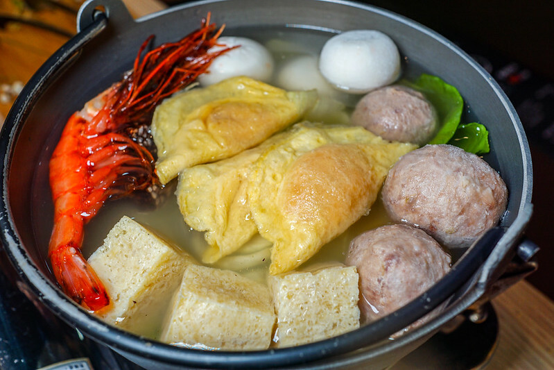 桃園燒肉吃到飽！燒肉道超酷軌道送肉，海鮮火鍋也超讚，聚餐首選。