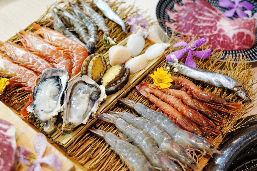 燒肉道|軌道燒肉火烤兩吃!120分鐘吃到飽!589元可吃30種以上,近台茂購物中心 @艾瑪 吃喝玩樂札記