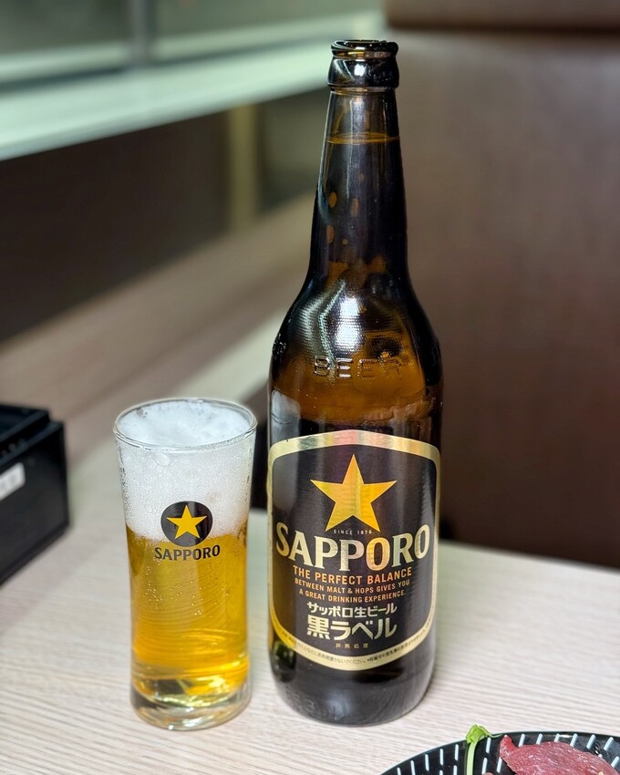 【燒肉道】全台第一間軌道送餐燒肉吃到飽,還有熱呼呼的火鍋可以享用,火烤兩吃一次滿足!直上最高價位,就享高達70種食材無限供應! - 阿華田的美食日記