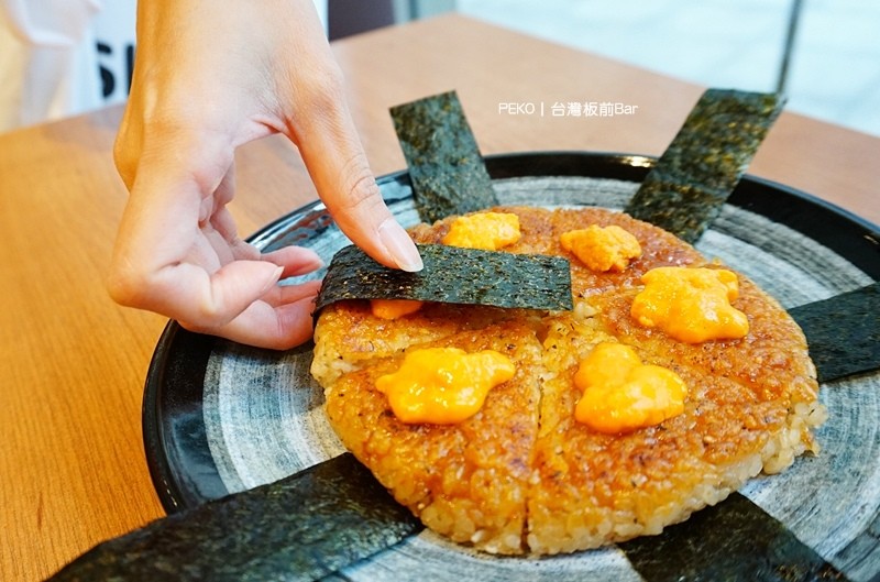 市政府美食.板前バル.台灣板前バル.板前Bar.統一時代百貨.市政府餐廳.鮭魚卵爆丼.鮭魚卵蓋飯.日式料理.