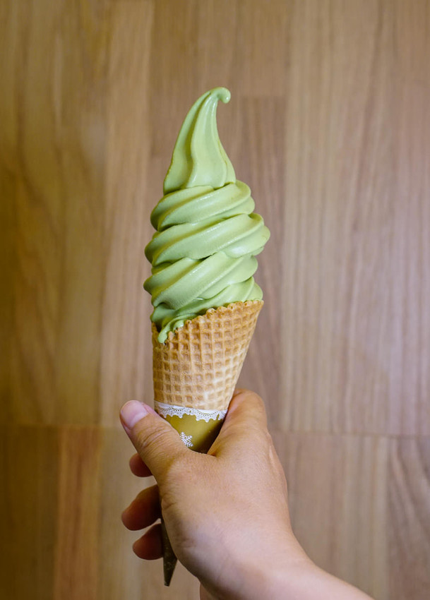 [高雄火鍋推薦]星野肉肉鍋-豪氣12盎司大肉盤!超鮮美蛤蜊鍋x濃郁大骨鍋 - 美食好芃友