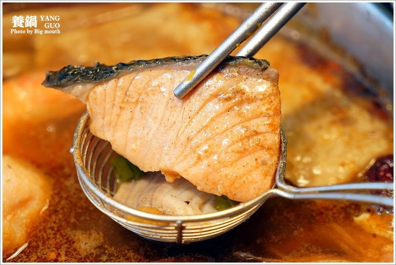 【台北火鍋】養鍋Yang Guo石頭涮涮鍋．台中排隊火鍋名店來台北囉!口味多樣、用料實在，不收服務費、友善寵物餐廳!