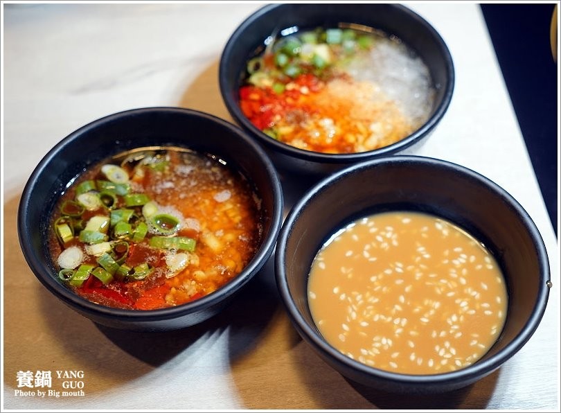 【台北火鍋】養鍋Yang Guo石頭涮涮鍋．台中排隊火鍋名店來台北囉!口味多樣、用料實在，不收服務費、友善寵物餐廳!