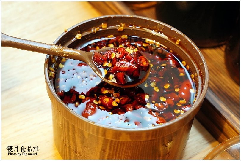 【中和美食】雙月食品社(中和店)．營養滿分的爆料美味!冬令進補首選!