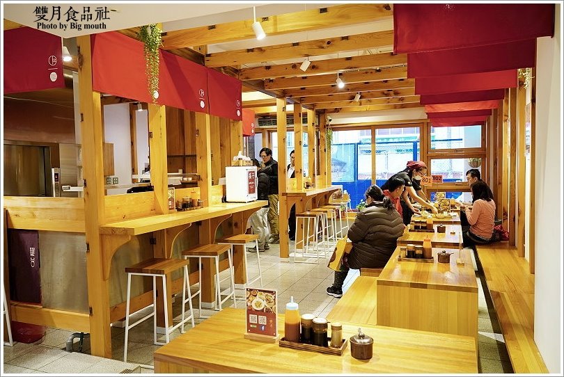 【中和美食】雙月食品社(中和店)．營養滿分的爆料美味!冬令進補首選!