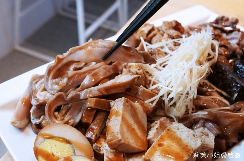 雙月食品