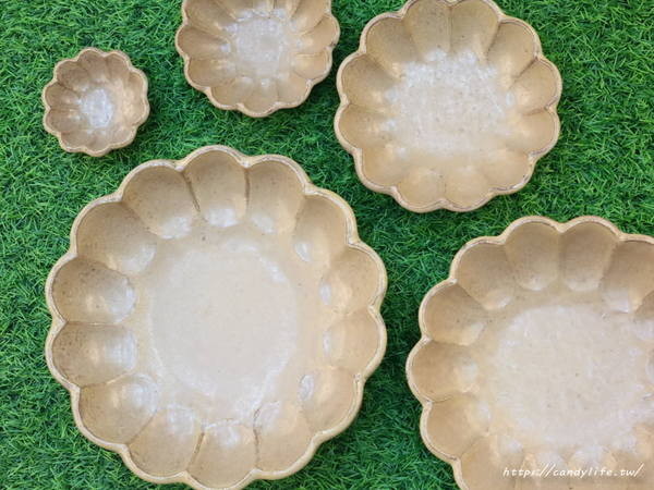 僑俐瓷器有限公司（豐原店）：台中餐具批發│讓人買到失心瘋的僑俐瓷器來台中啦！價格超優惠，還有超美陶瓷牆，豐原IG打卡景點～