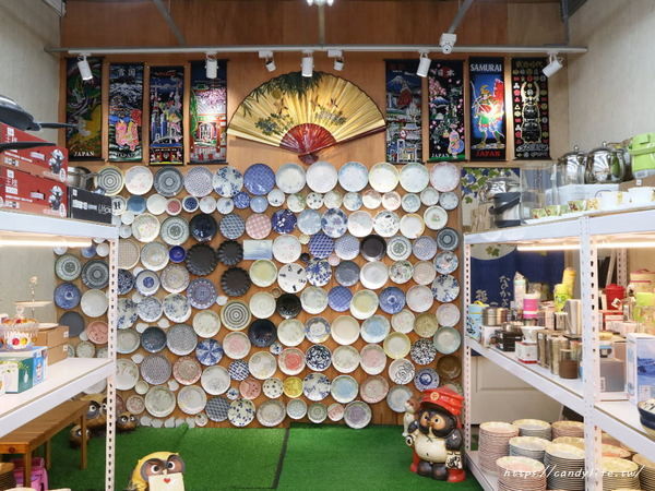 僑俐瓷器有限公司（豐原店）：台中餐具批發│讓人買到失心瘋的僑俐瓷器來台中啦！價格超優惠，還有超美陶瓷牆，豐原IG打卡景點～