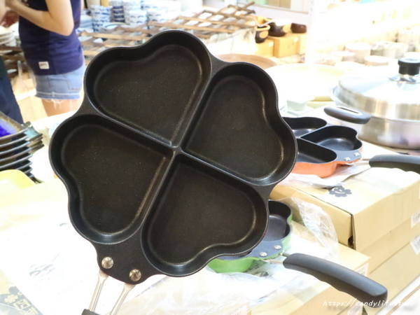 僑俐瓷器有限公司（豐原店）：台中餐具批發│讓人買到失心瘋的僑俐瓷器來台中啦！價格超優惠，還有超美陶瓷牆，豐原IG打卡景點～