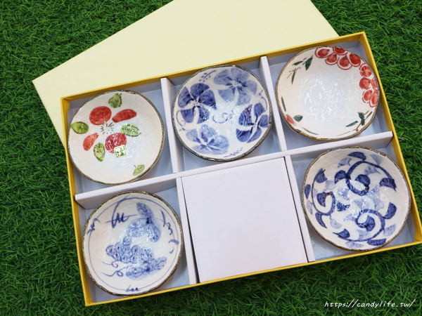 僑俐瓷器有限公司（豐原店）：台中餐具批發│讓人買到失心瘋的僑俐瓷器來台中啦！價格超優惠，還有超美陶瓷牆，豐原IG打卡景點～