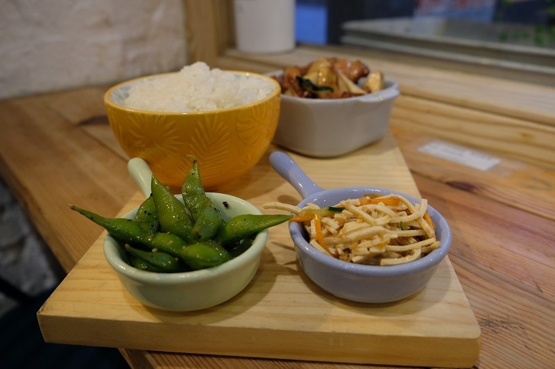 【板橋|新埔站】在家好食 Ma Famille_家常味的叔公三杯雞腿飯及瑪莉亞紅伽哩