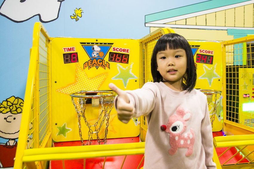 【親子樂園】SNOOPY PLAY CENTER／史努比親子樂園桃園館～與SNOOPY一起逛園遊會、玩角色扮演