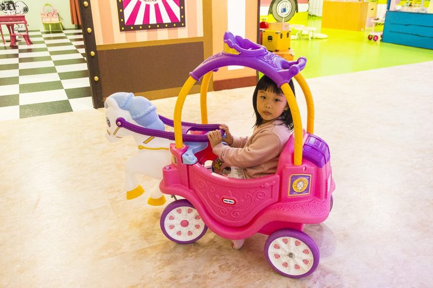 【親子樂園】SNOOPY PLAY CENTER／史努比親子樂園桃園館～與SNOOPY一起逛園遊會、玩角色扮演