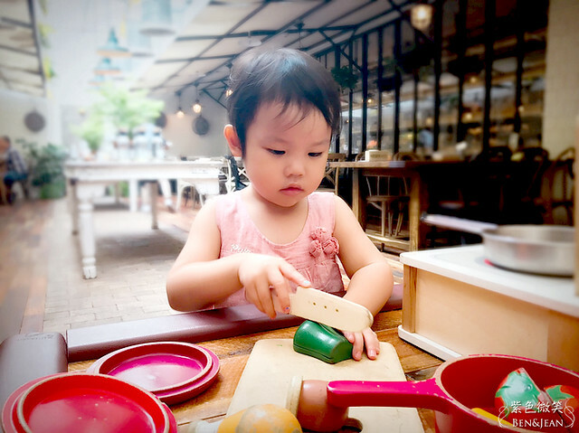 台北親子餐廳首選!農人餐桌有機食材體驗,捷運中正紀念堂站美食攻略