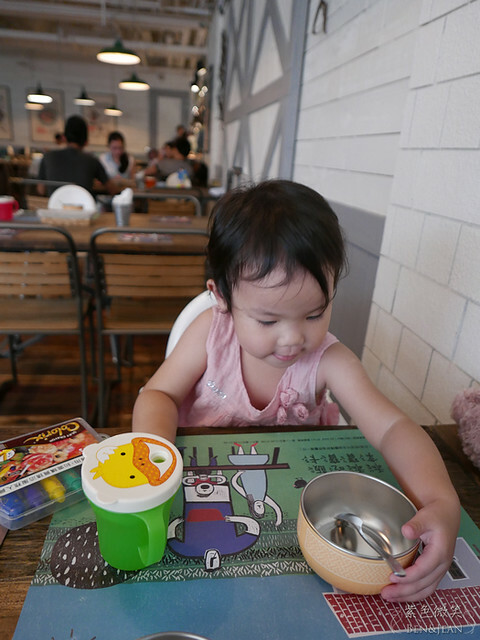 台北親子餐廳首選!農人餐桌有機食材體驗,捷運中正紀念堂站美食攻略