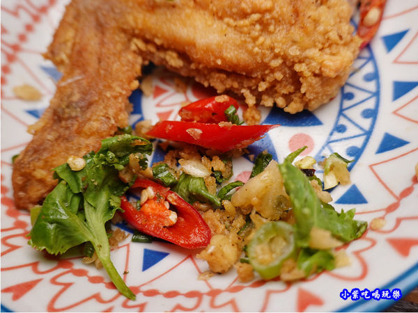 台式原味蒜香酥炸雞翅-歐義式義大利餐廳 (2).jpg