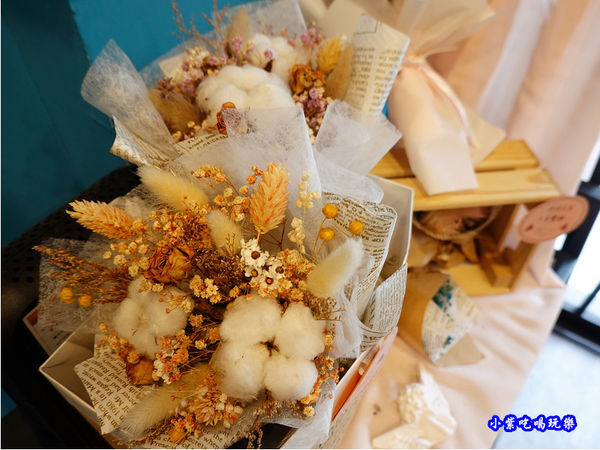 販售乾燥花-歐義式義大利餐廳 (2).jpg