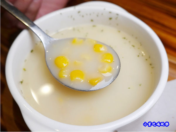 玉米濃湯-歐義式義大利餐廳.jpg