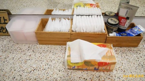 T-Life 踢 生活背包客棧：【台中 東海/龍井】【踢‧生活背包客棧 T-Life Hostel】簡約風背包客棧/青旅